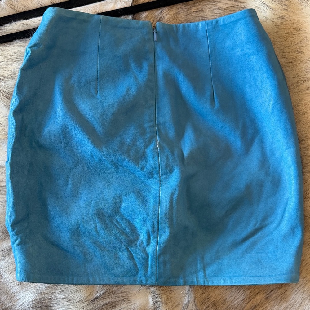 Lamarque Turquoise Ruched Mini Skirt - Picture 2 of 2